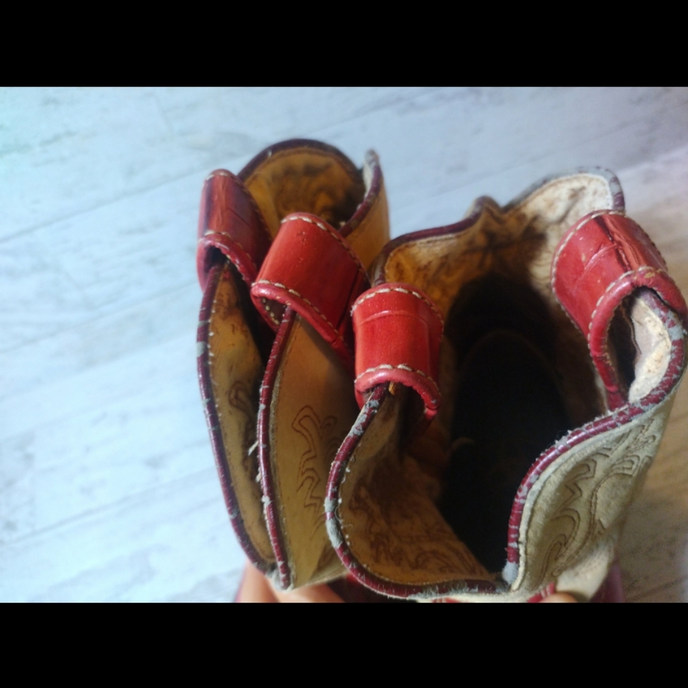Ariat FatBaby Alligator Print Red and Cream Suede Leather youth size 3 Cowgirlbo - Picture 6 of 12